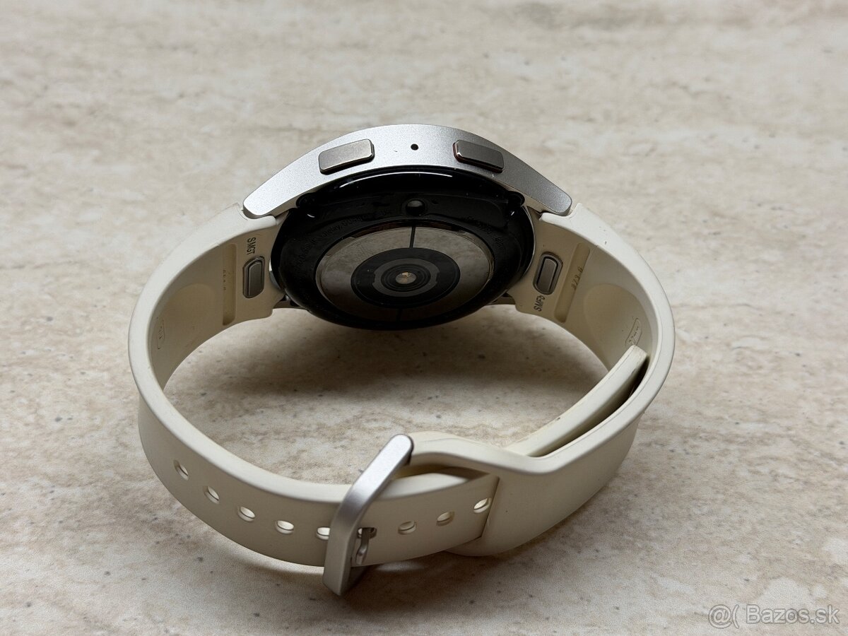 Samsung Galaxy Watch 6 40mm Gold - 3