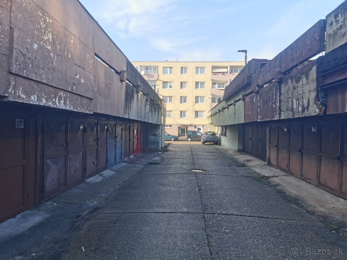 Garáž Dudvážska ulica Bratislava P. Biskupice - 3