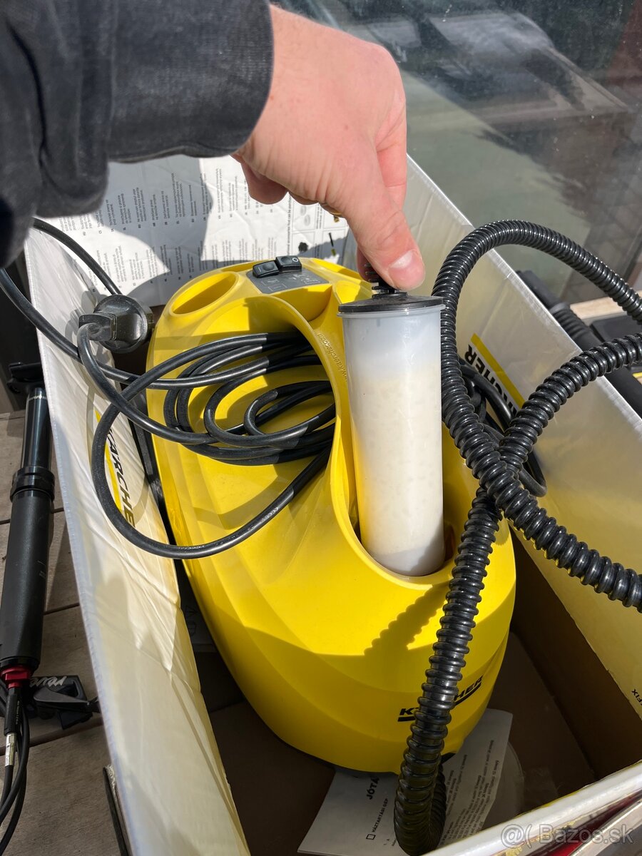 Predám parný čistič Kärcher SC3 easyfix - 3