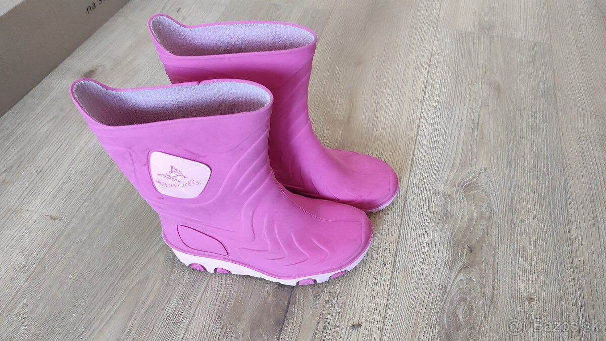 Kvalitne dievcenske gumaky ruzove, velkost 32 - 3