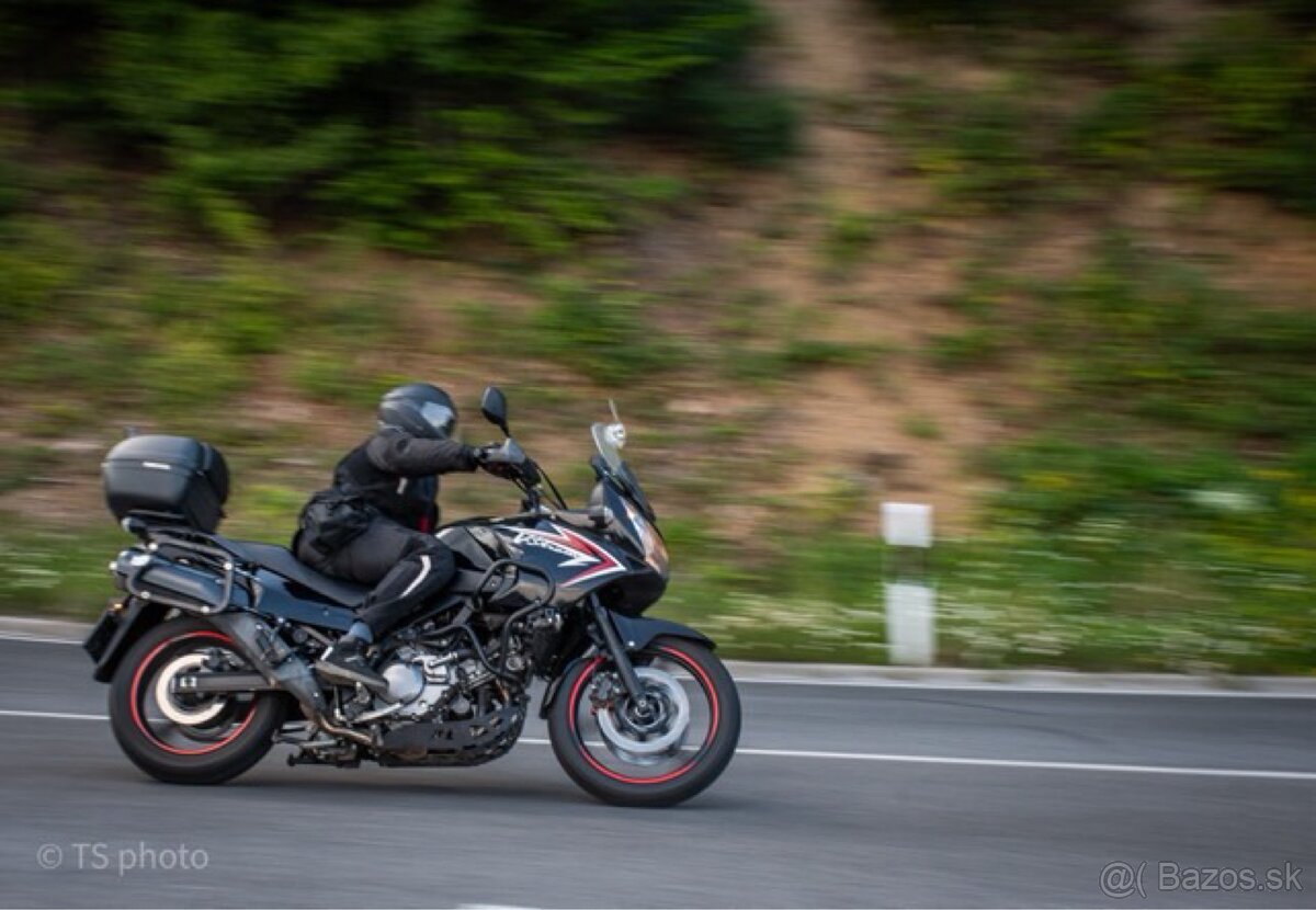 Suzuki V-Strom DL 650 - 3