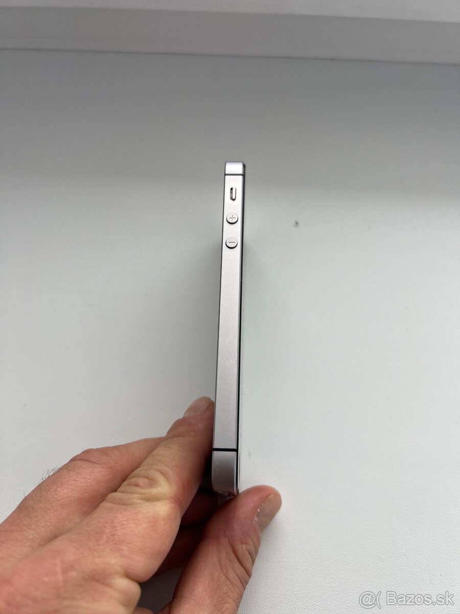 Predam iPhone SE (2016) 32GB - 3