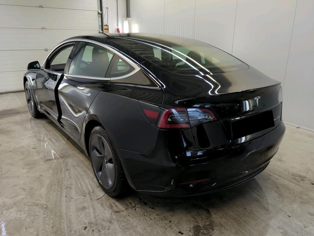 Tesla Model 3 LR, FSD, tažné - 3