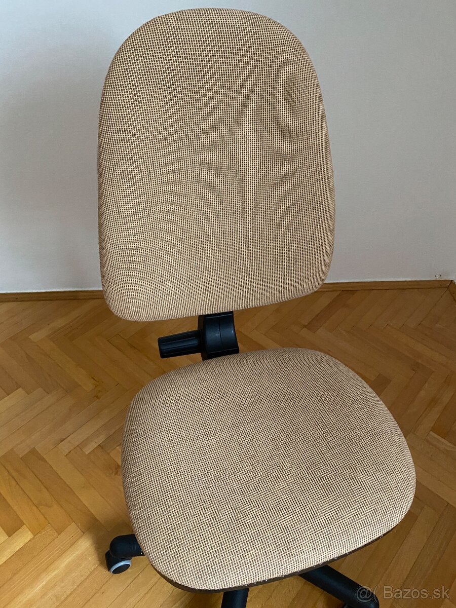 kancelarska stolicka - 3