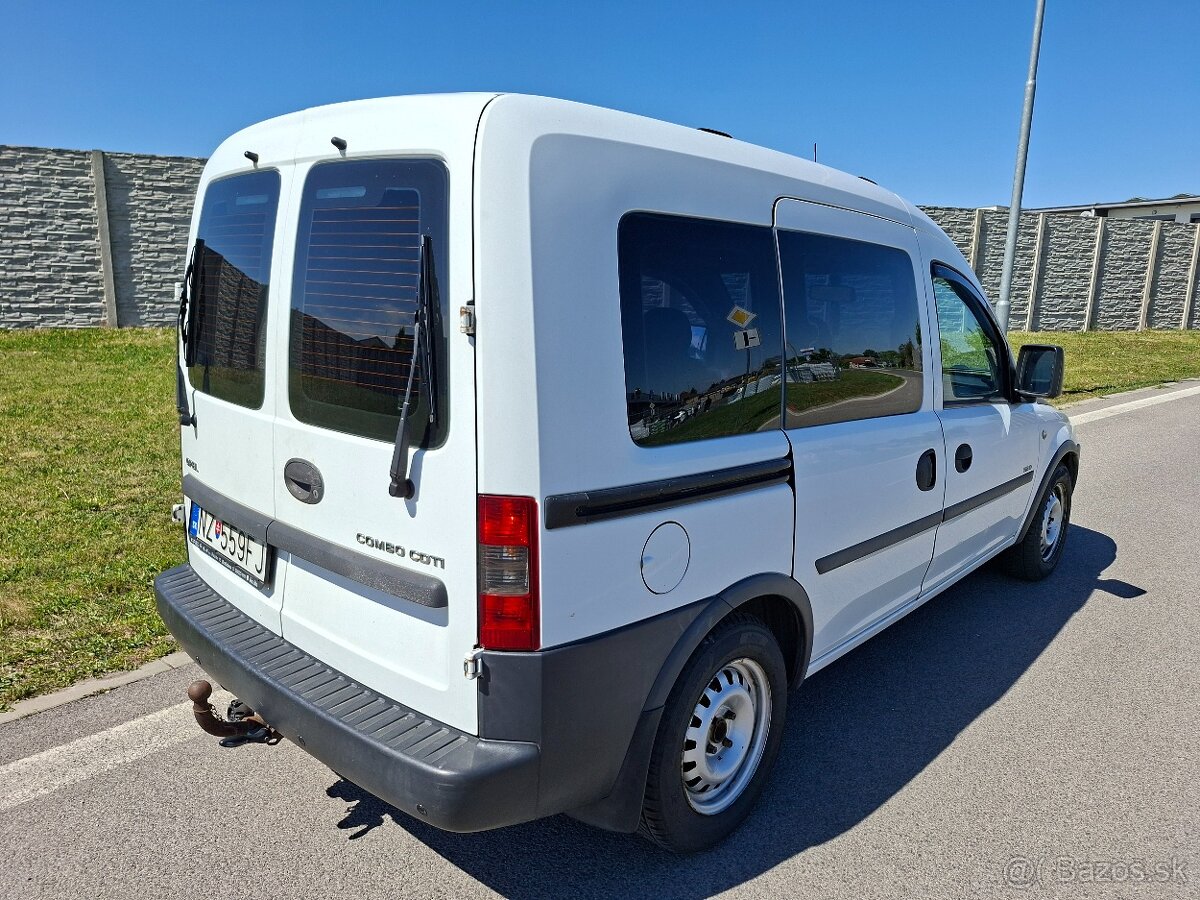 Opel Combo TOUR 1.3 CDTI - 3