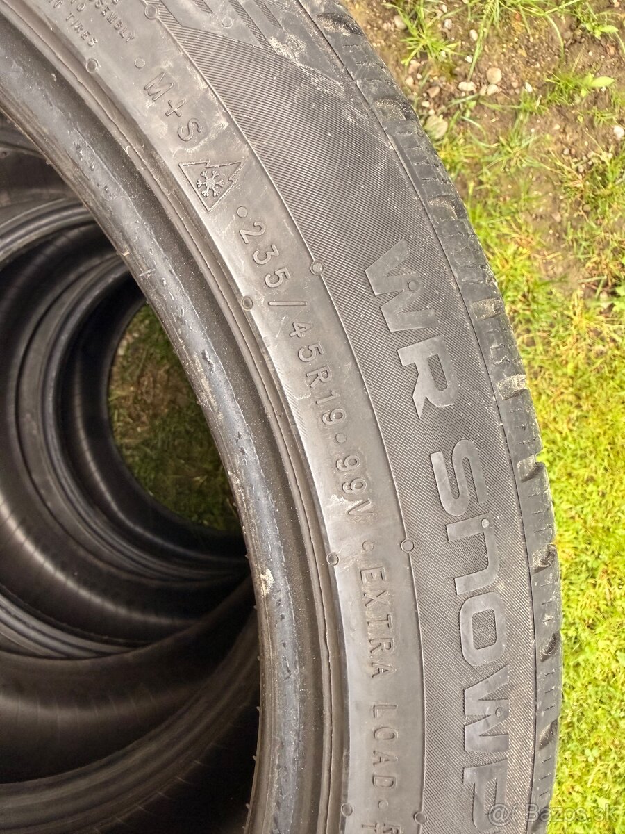 Pneumatiky 235/45 R19 - 3