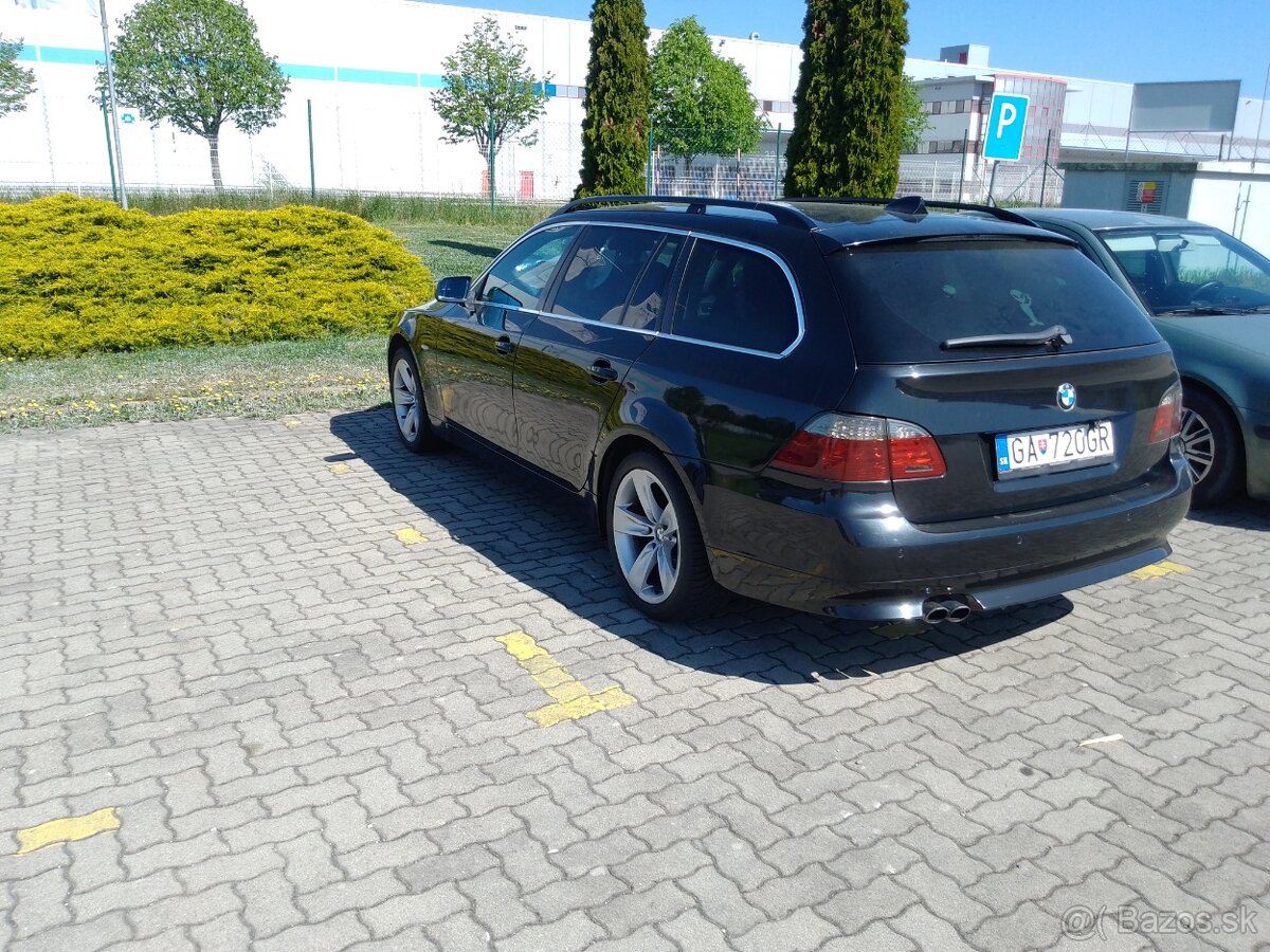 BMW e 61 Touring manuál benzín - 3