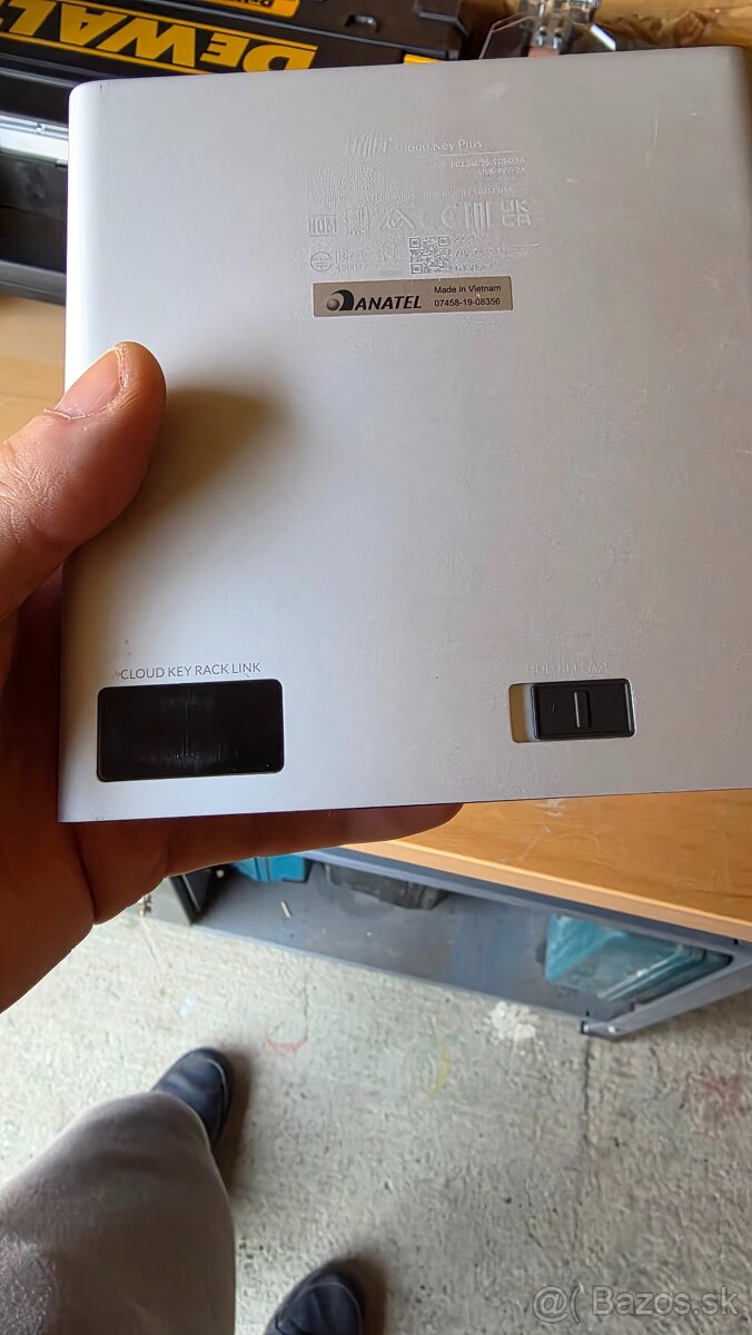 Unifi UBIQUITI UNIFI CLOUD KEY GEN 2 1TB - 3