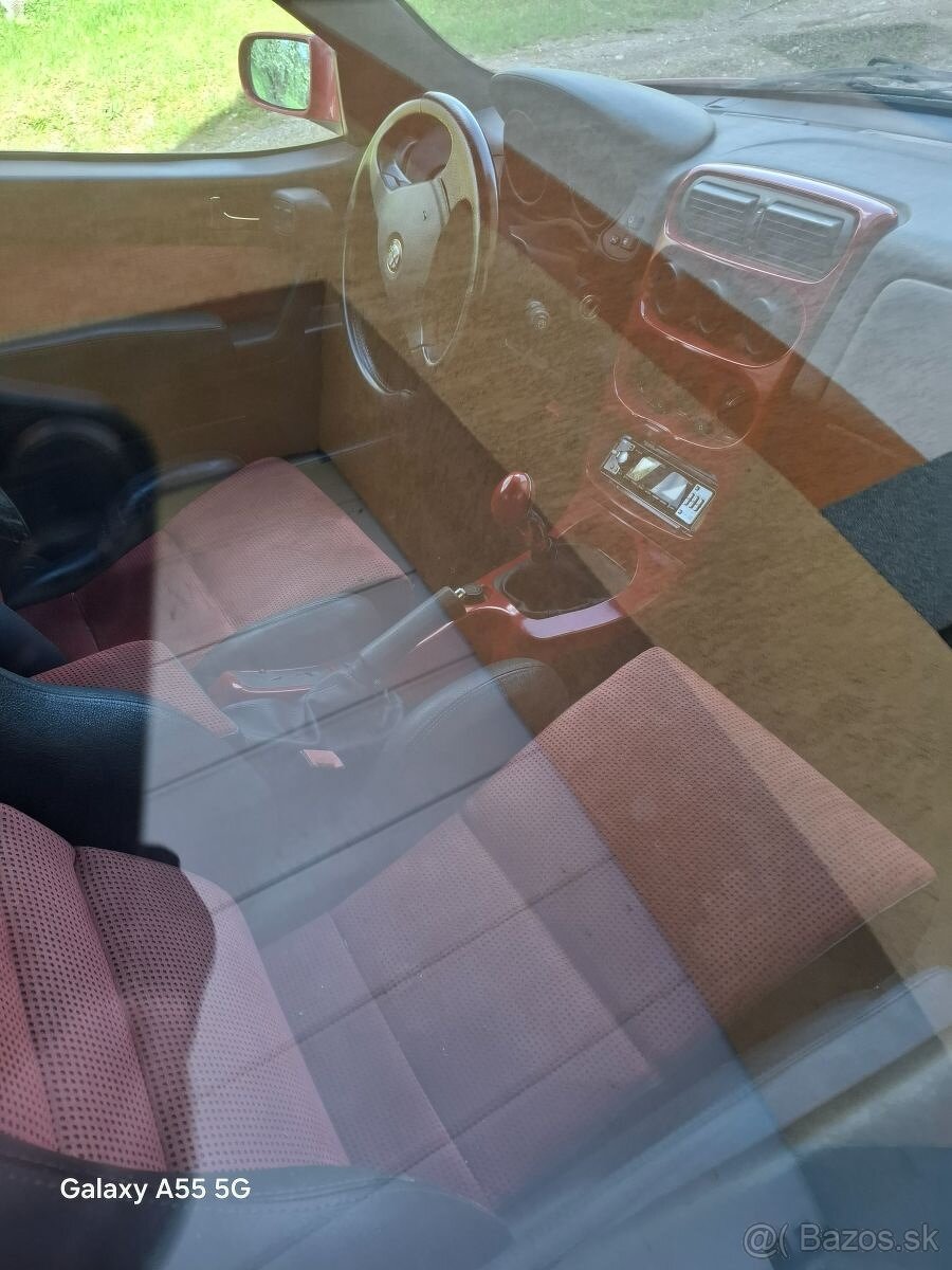 Predám Spider 2L Twin Spark / červené / - 3