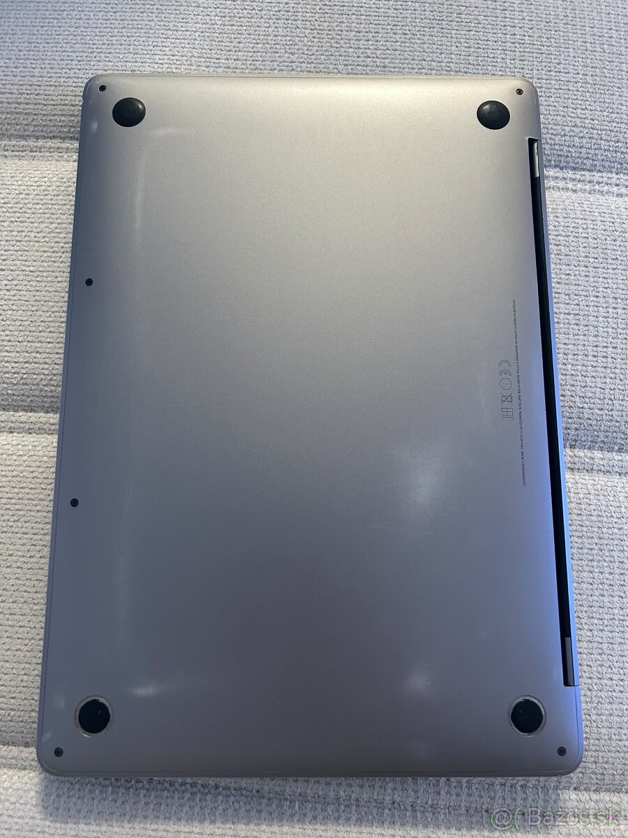 MacBook Pro 13" - 3