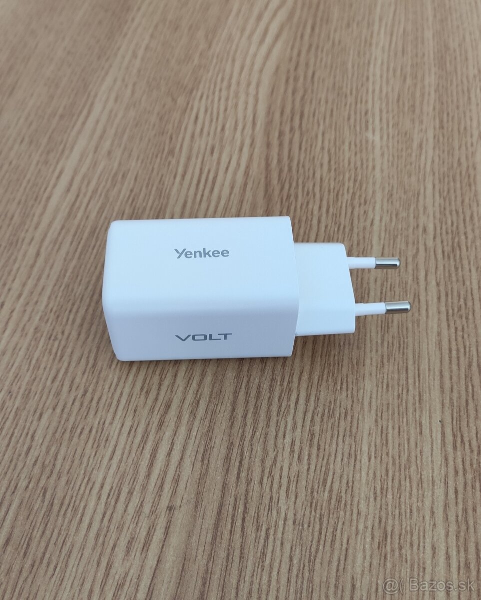 Nabíjačka Yenkee Yac G65 - 3