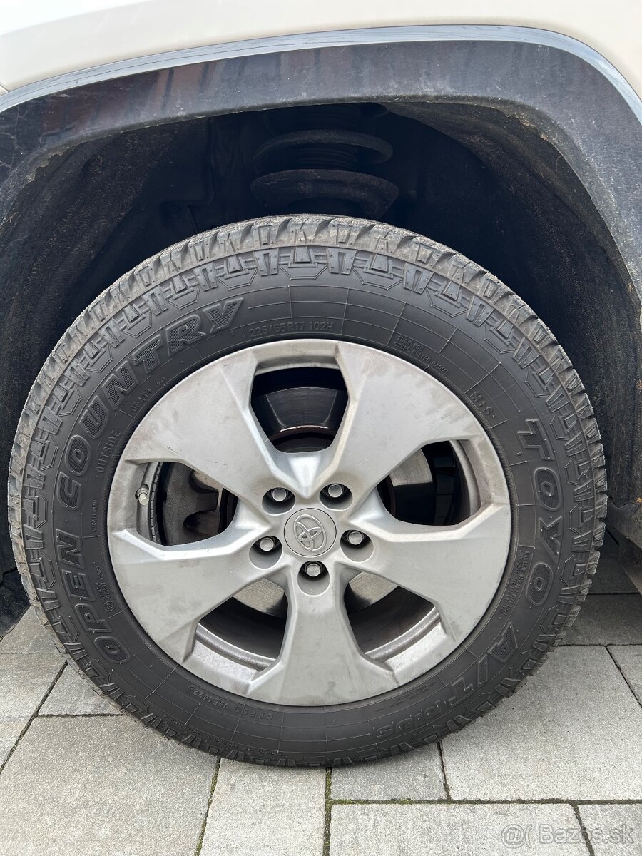Predám celoročné pneumatiky - 3