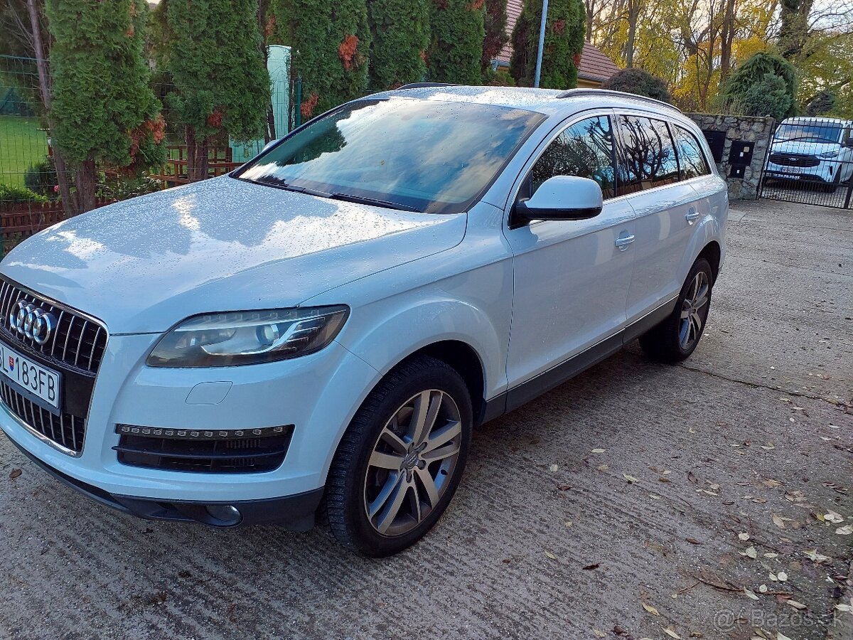 Predam Audi Q7 2013 - 3