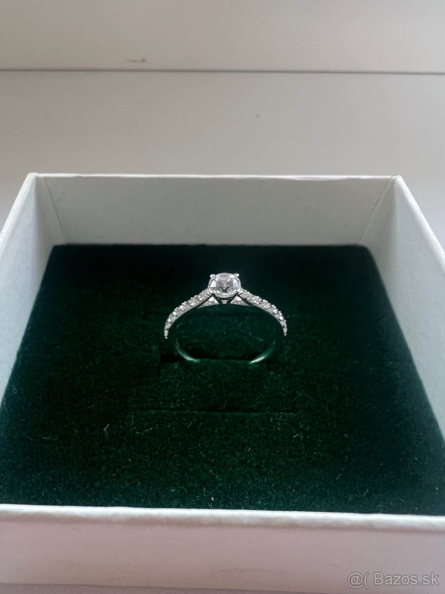 Žiarivý prsteň v bielom zlate Noella, 9K - 3