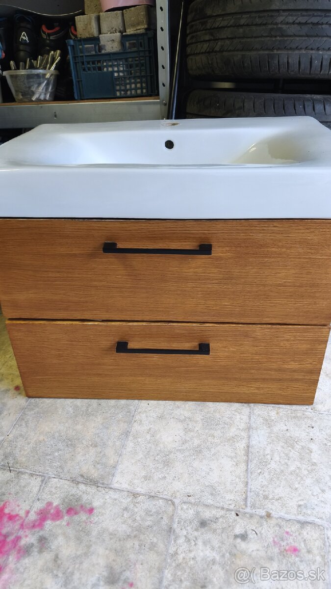 Lacno predám umývadlo spolu so zavesnou skrinkou - 3