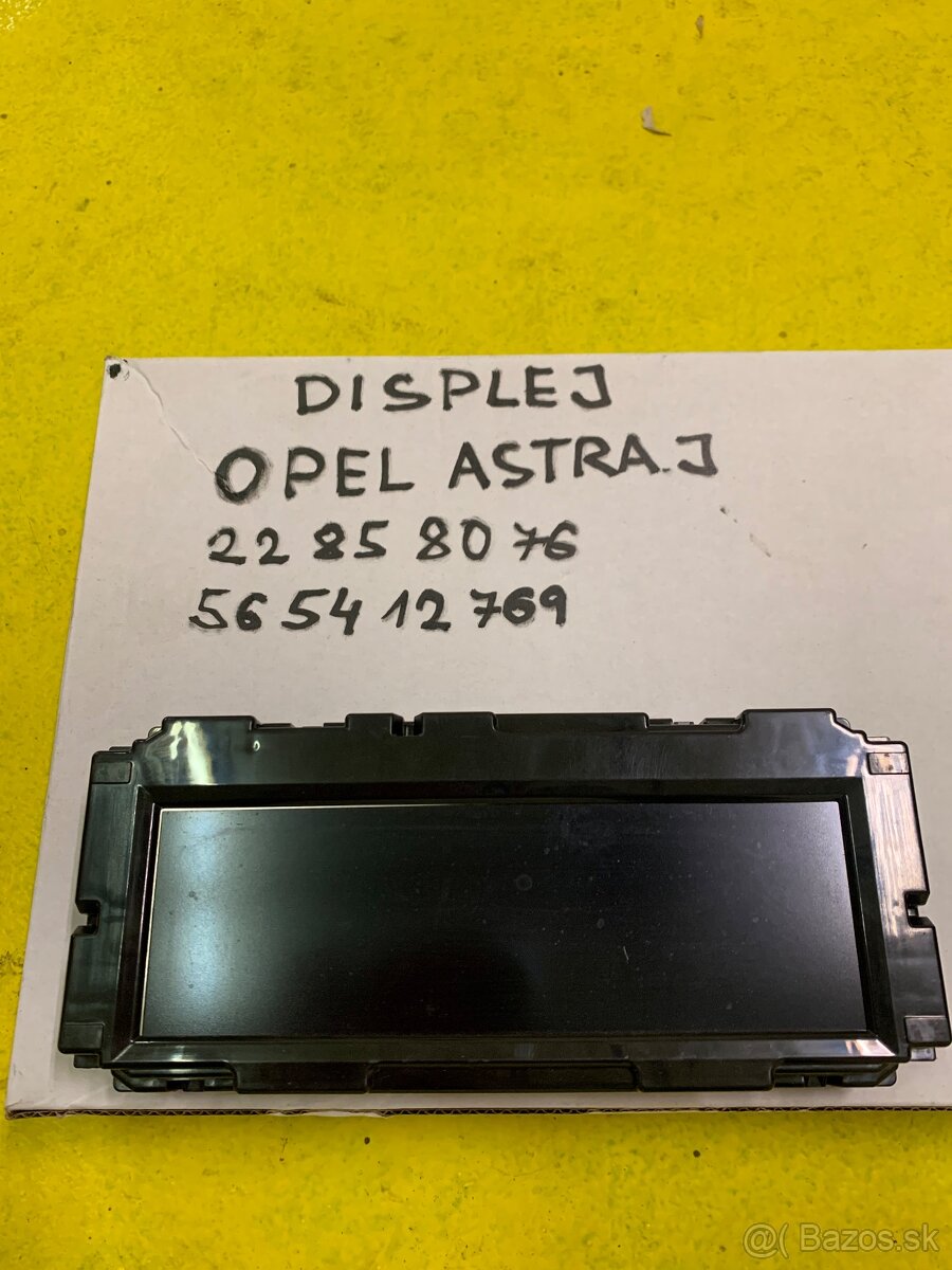 Opel Astra K 2009-2015 Opel astra J. - 3