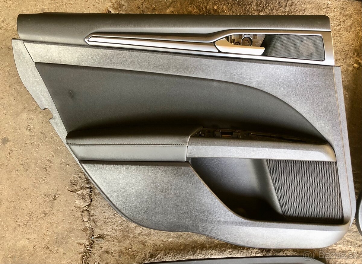 Tapacíra Ford Mondeo mk5,kombi - 3