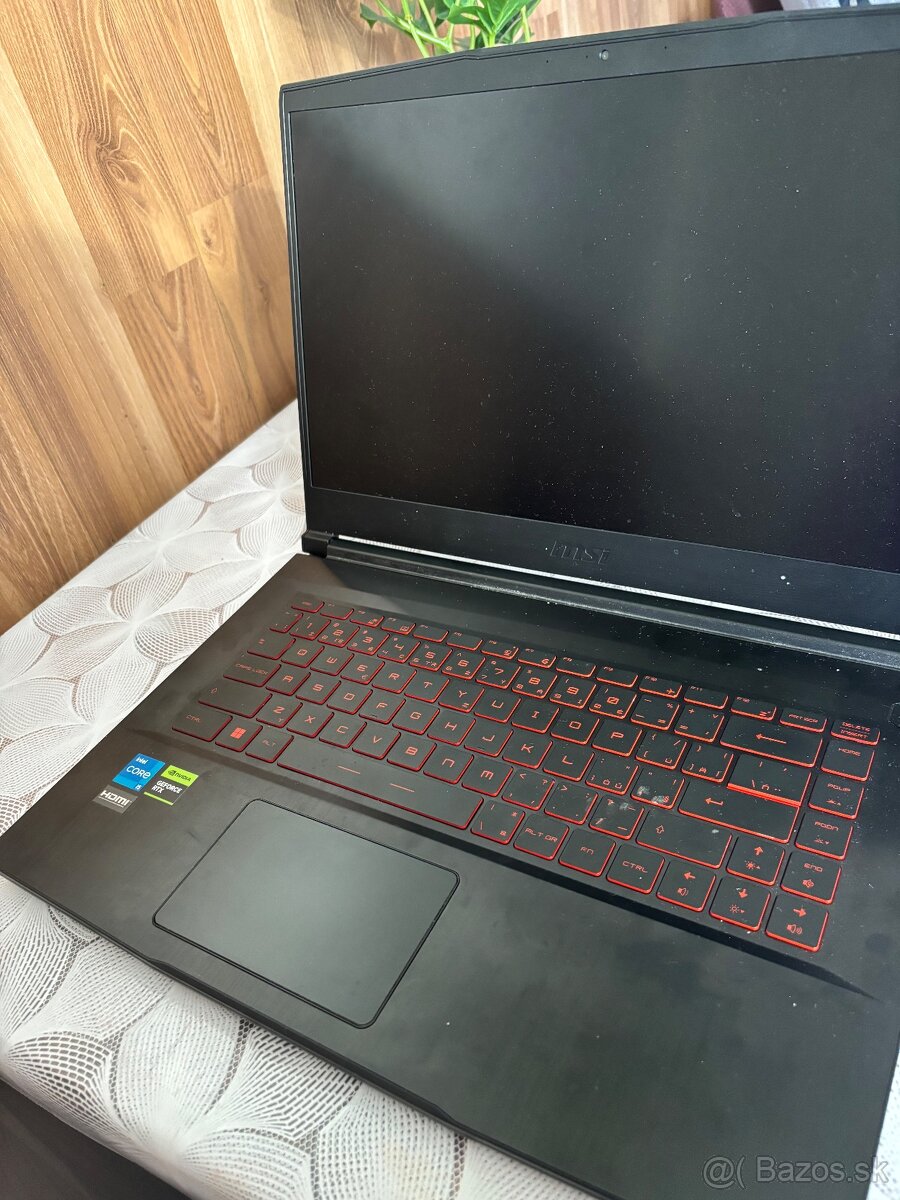 Predám Notebook - 3