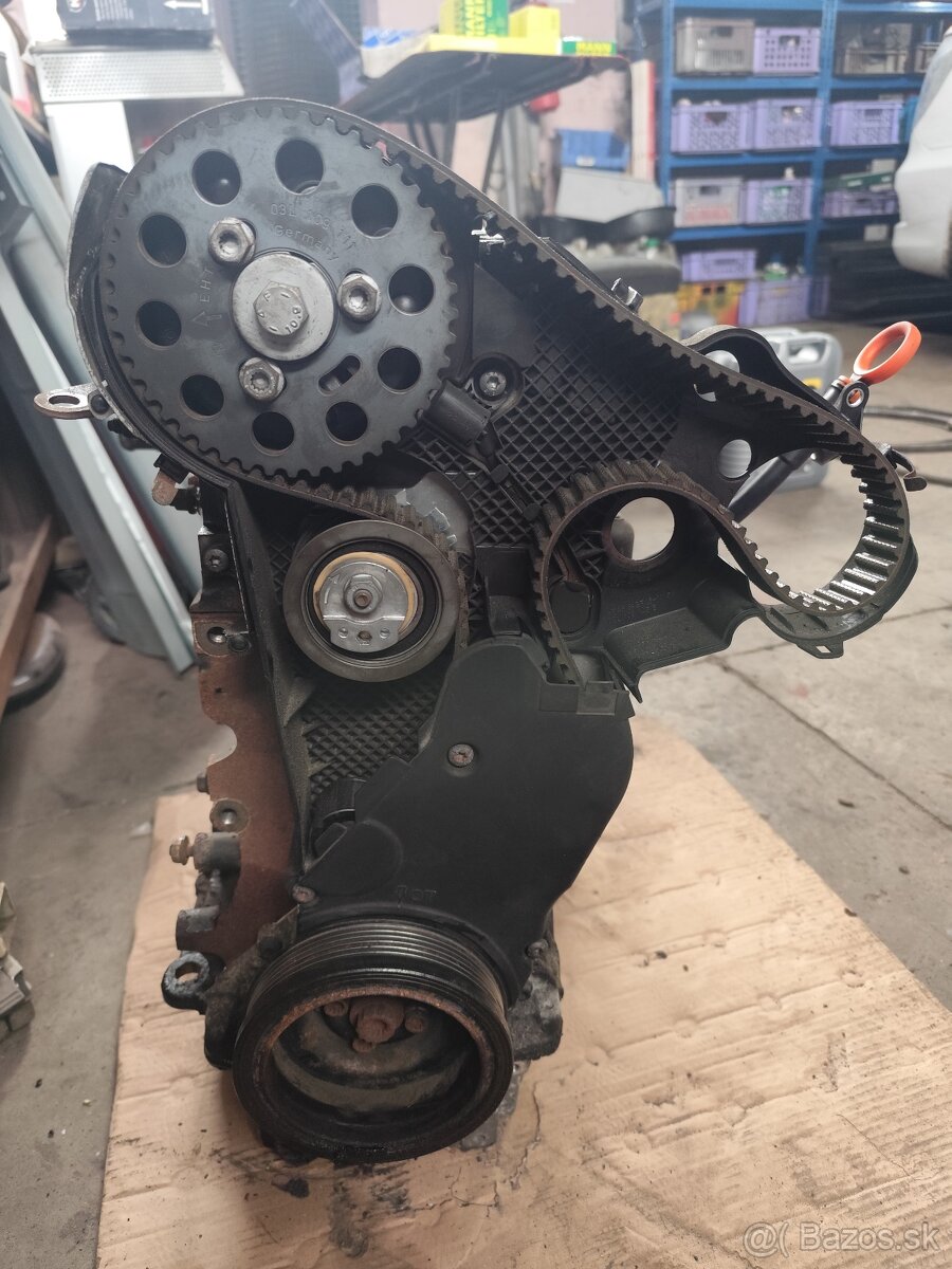 Predám motor 1.6 TDI CAY (CAYC) – 77 kW - 3