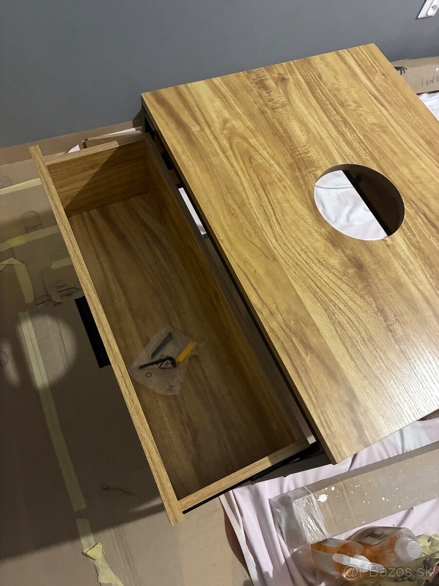 Stolík pod umývadlo - 3