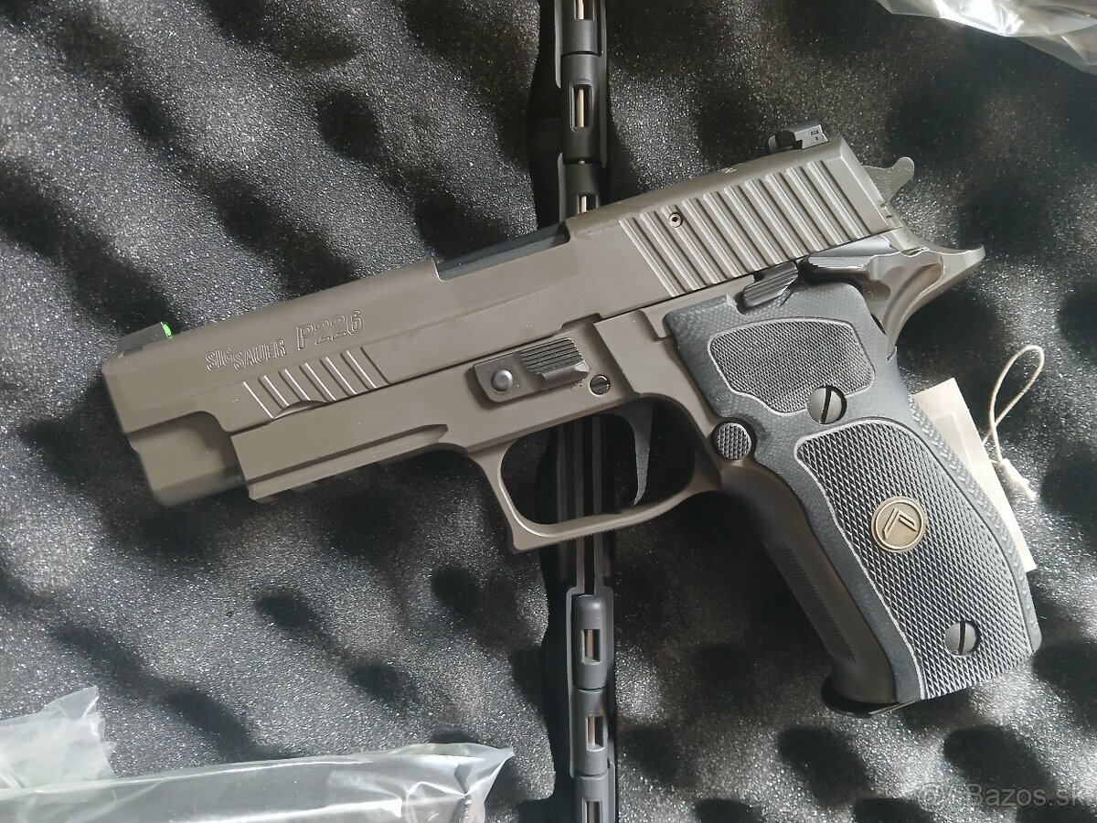 Sig Sauer P226 LEGION / 9mm Luger - 3