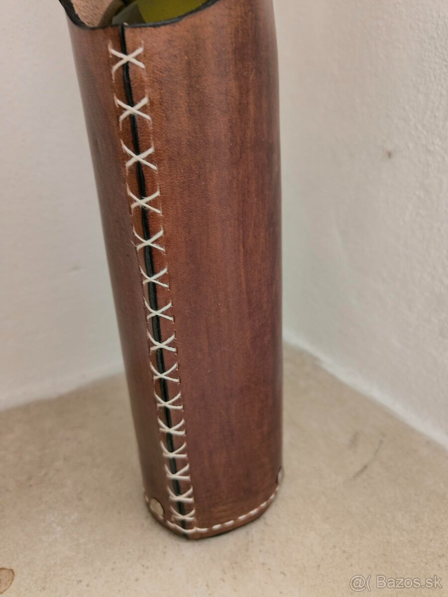 predám kožené púzdro na víno-nosič - 3