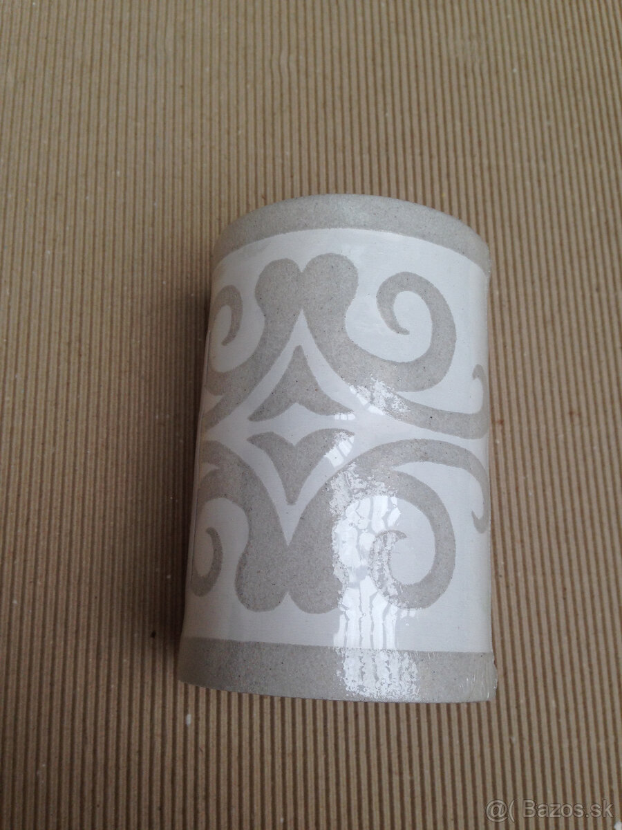 Nová samolepiaca bordúra CANDIS B121 - 3