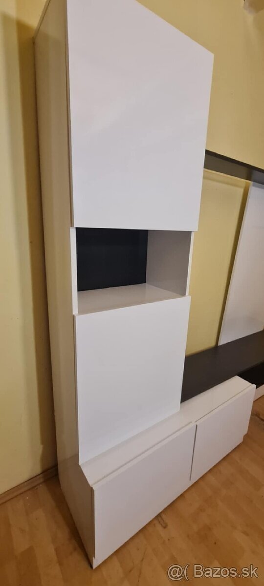 Predám obývaciu stenu biela lesklá - 3