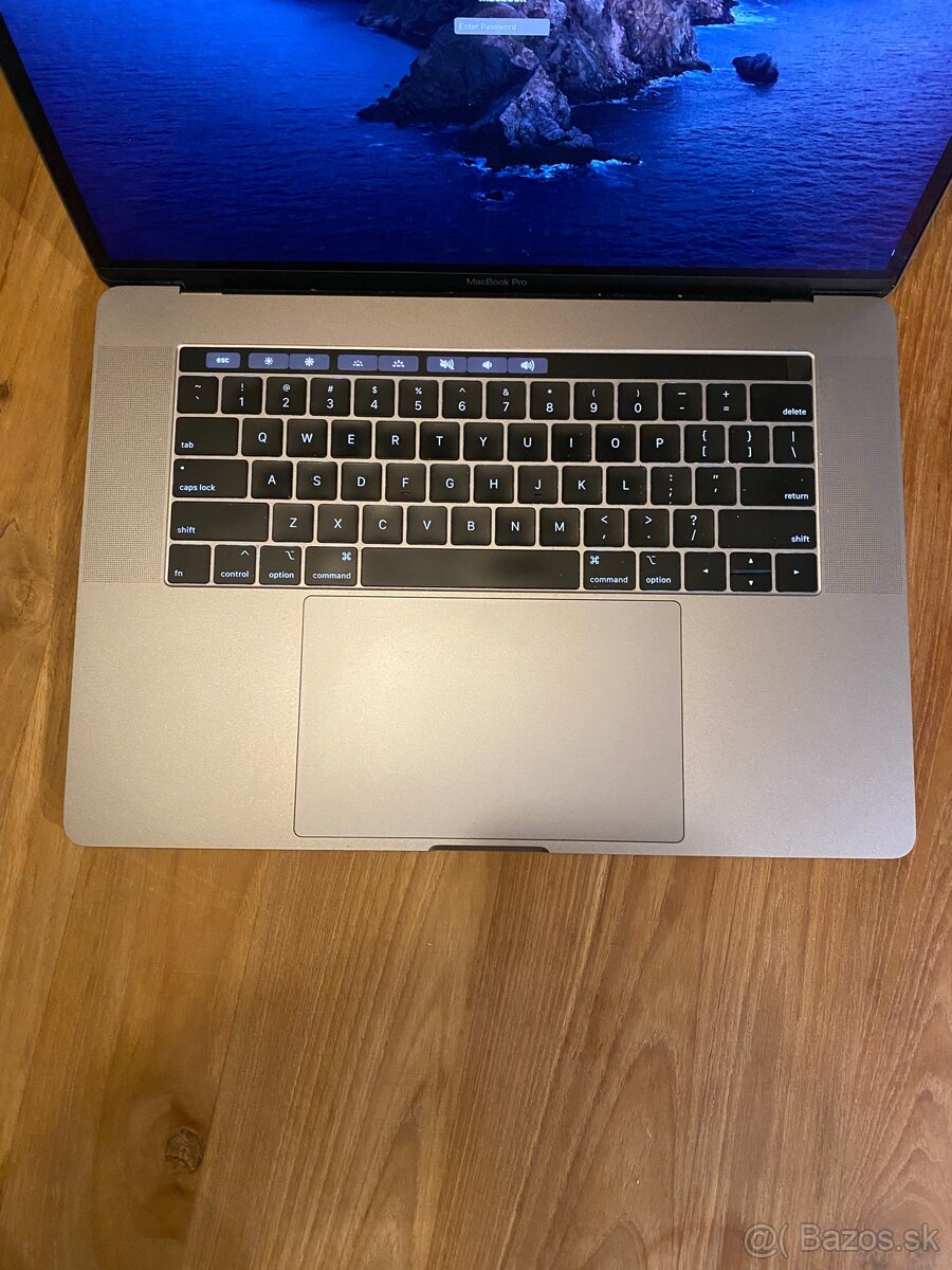 ZÁRUKA | Macbook Pro 2019 - 3