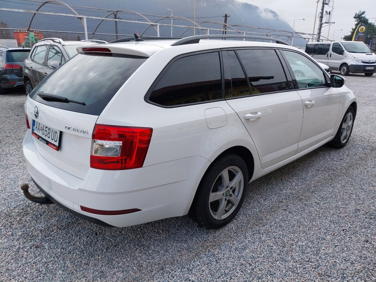 Škoda Octavia Combi 1.6 TDI 115k Ambition - 3