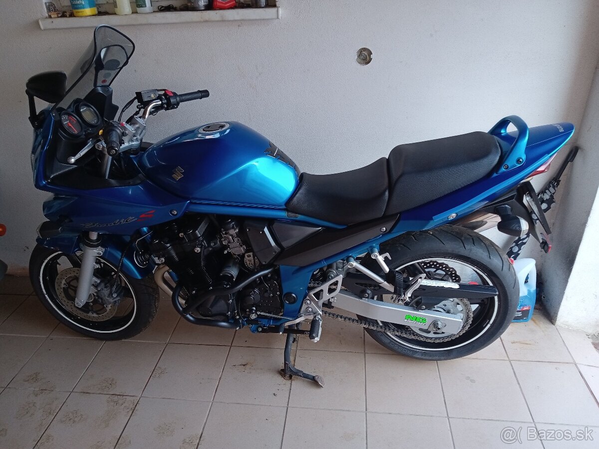 Suzuki bandit 650 - 3