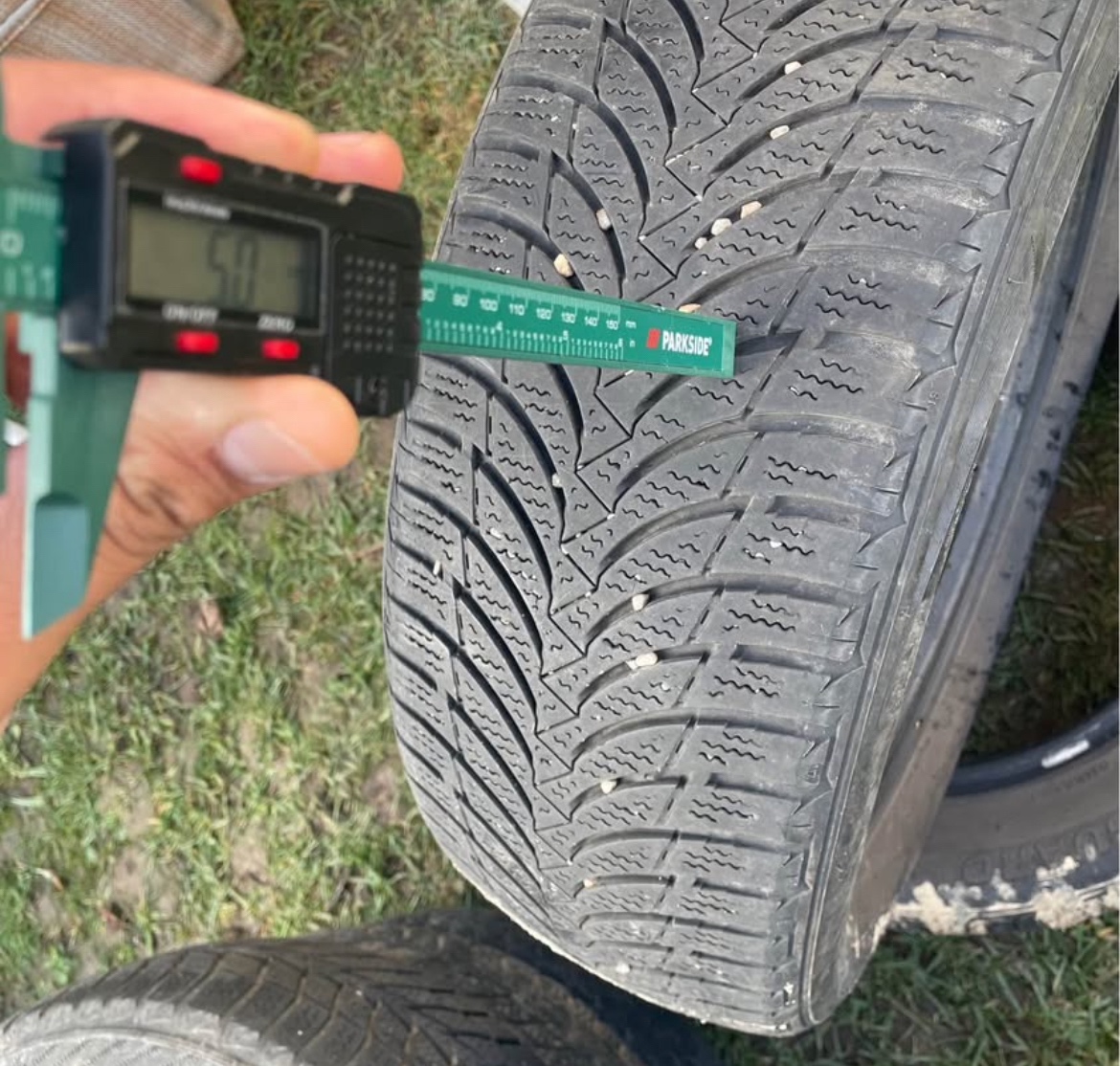 Predám zimné pneu 195/60 R16 - 3