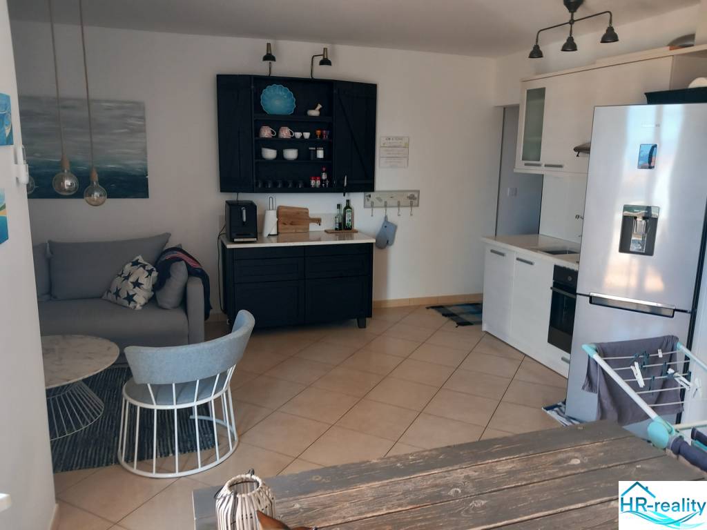 Brač – zariadený apartmán s výhľadom - 3