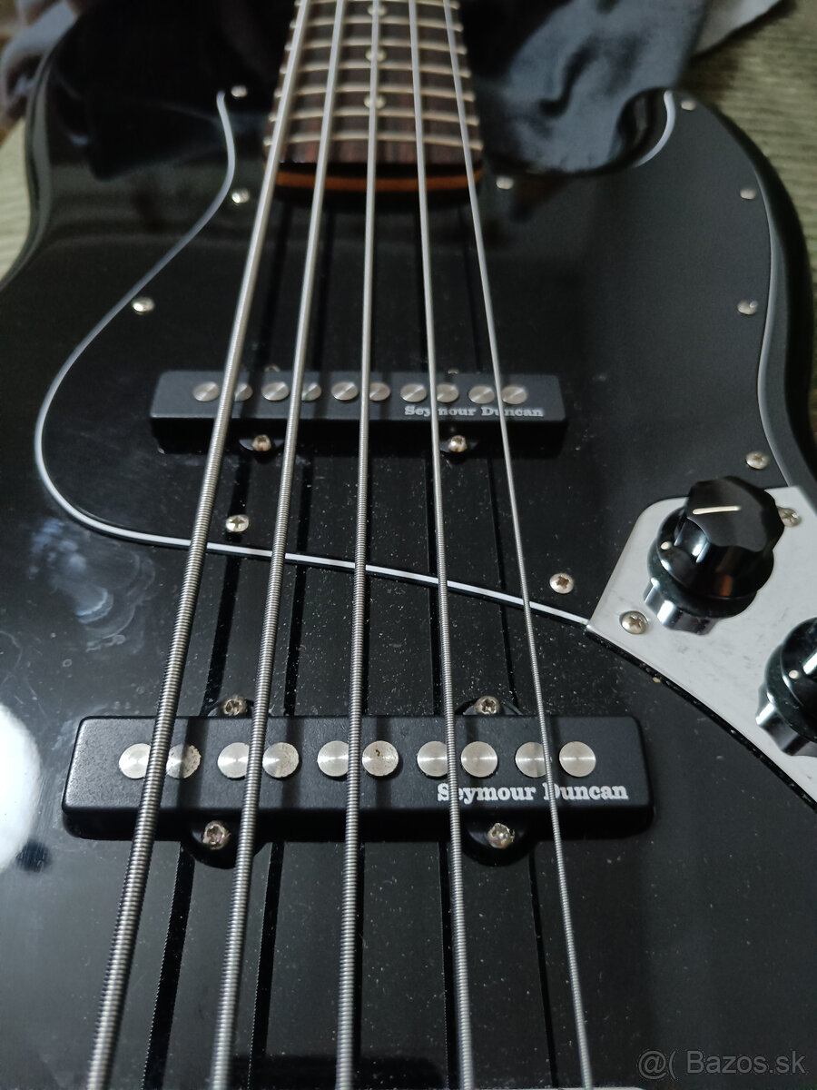 Fender Jazz Bass 5 - 3