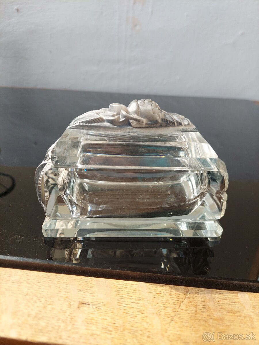 Sperkovnica s ruzou - 3