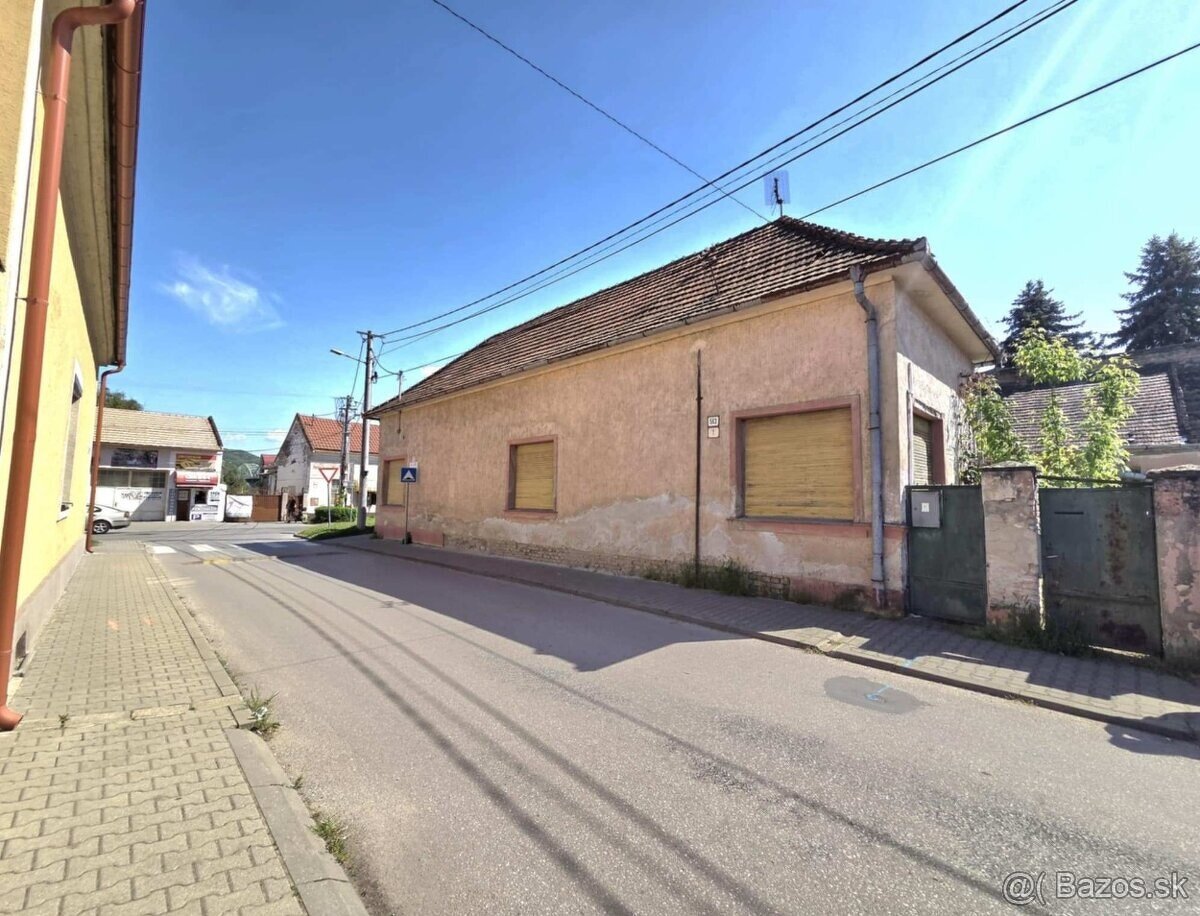 ŠTÚROVO - rodinný dom v centre mesta vhodný aj na podnikanie - 3