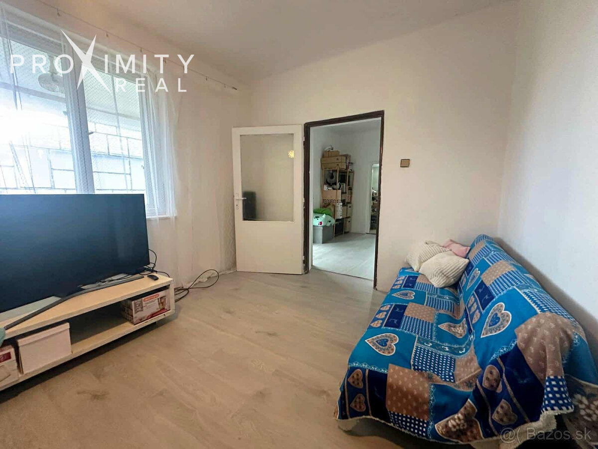 Rodinný dom s veľkým pozemkom v obci Gomboš, len 20 km od Ko - 3