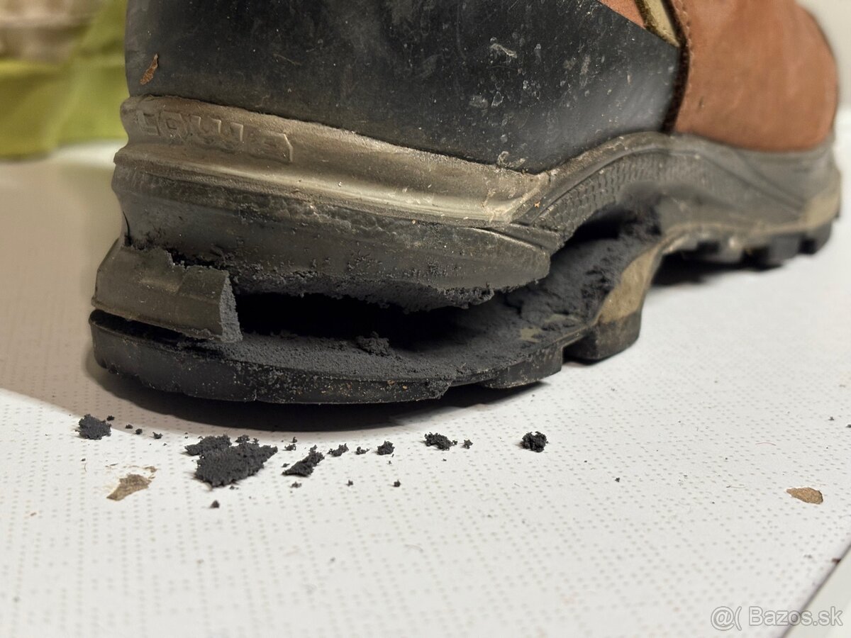 Turisticke topanky Lowa - 3
