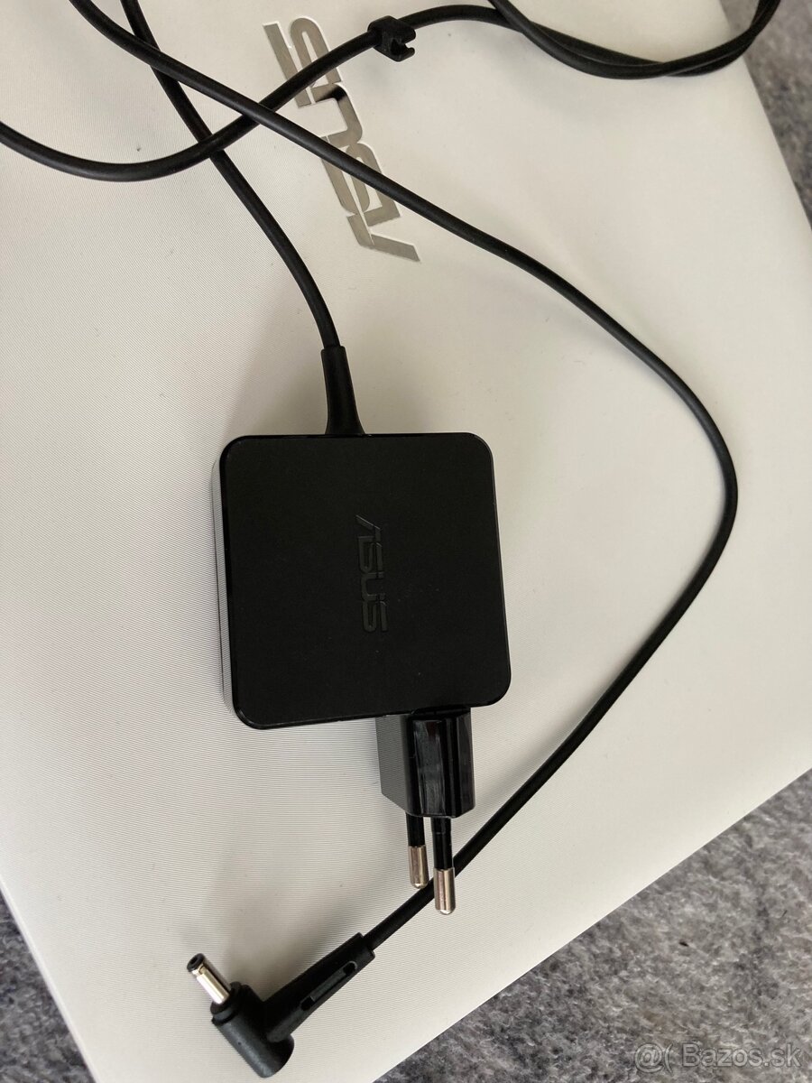 Notebook Asus model X553M - 3