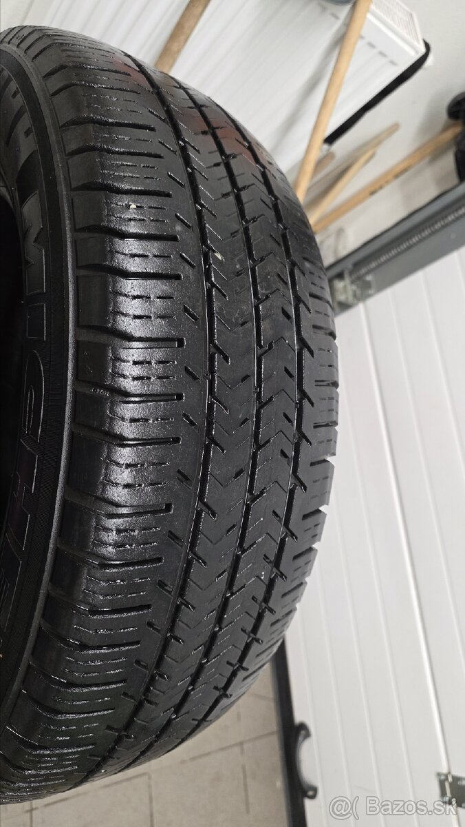 215/65 R16C Michelin Agilis - 3