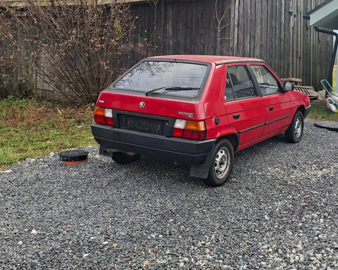 Škoda Favorit - 3