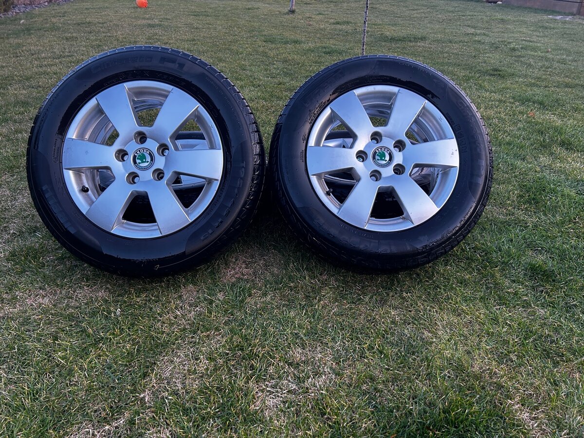 Originál disky škoda+pneu 195/65 R15 - 3