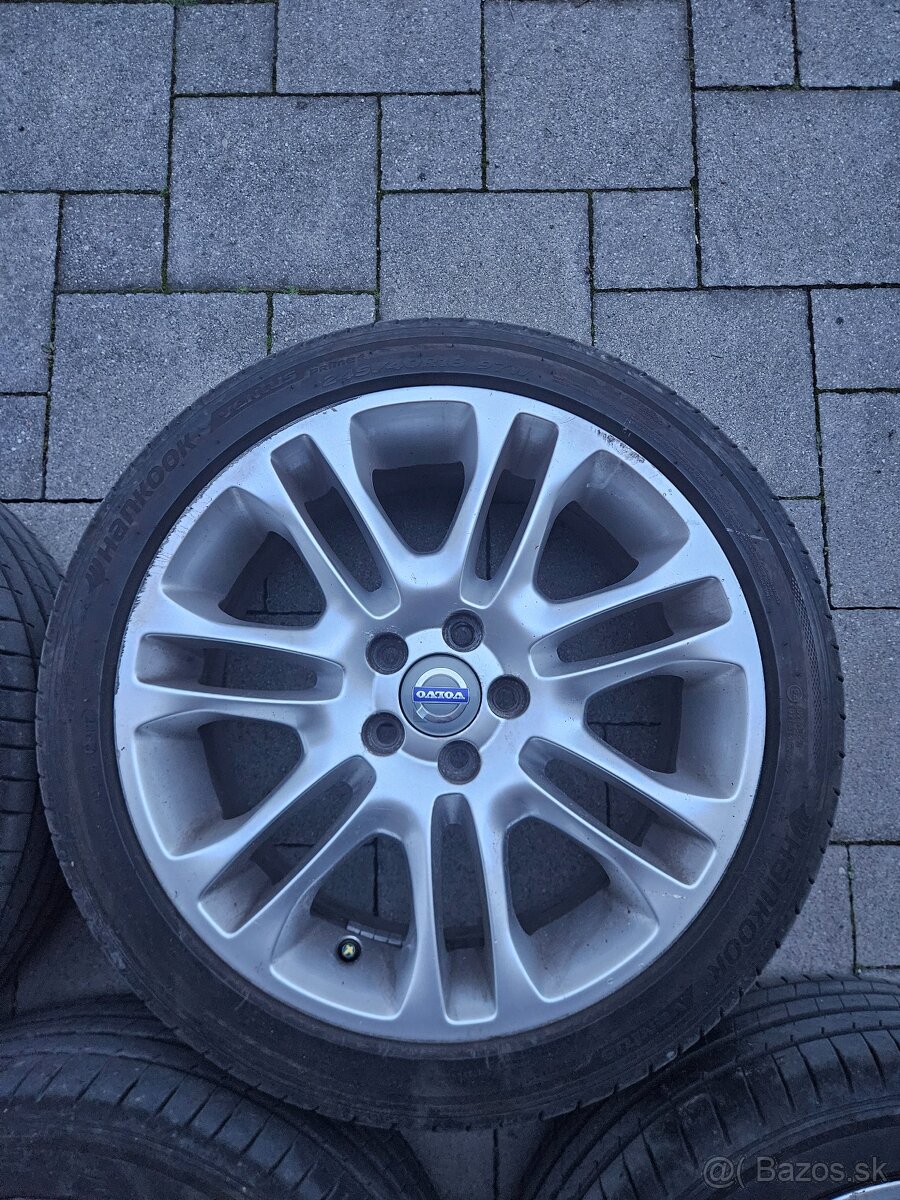 Volvo 5x108 R18 245/40 R18 letné - 3