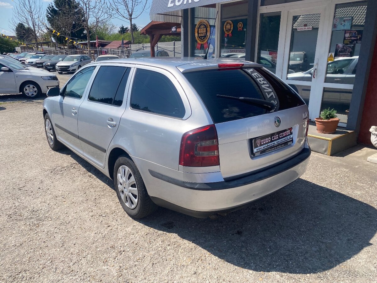 Škoda Octavia 2.0 TDI Elegance - 3
