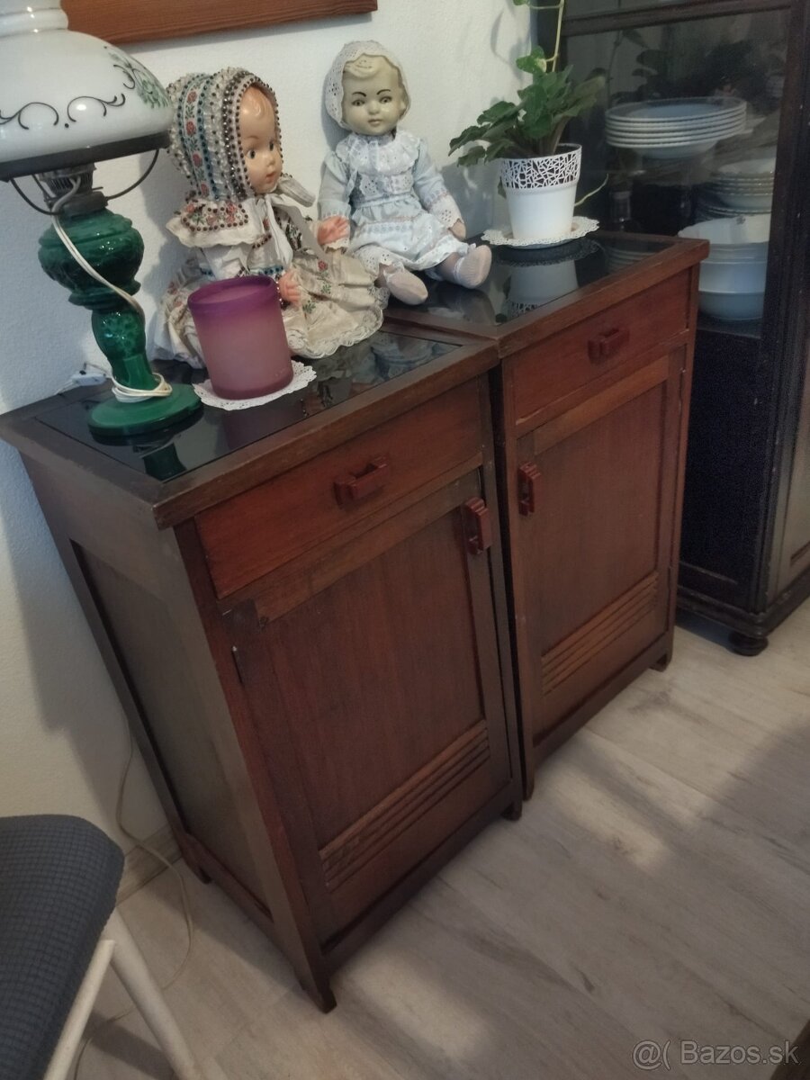 Staré nočné stolíky 2 ls - 3