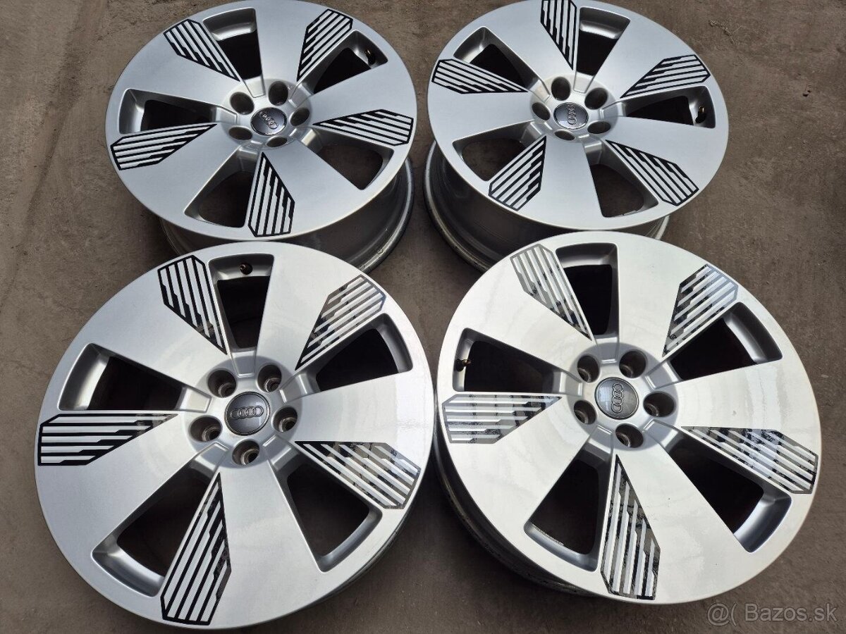 5x112 r19 ET34 x 8J elektróny originál AUDI - 3
