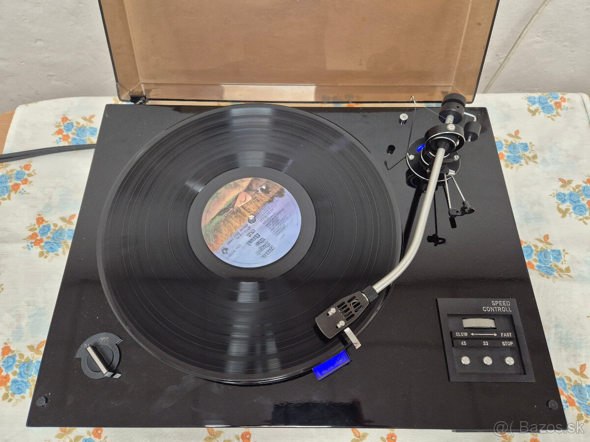 Gramofón Tesla NC450 - 3