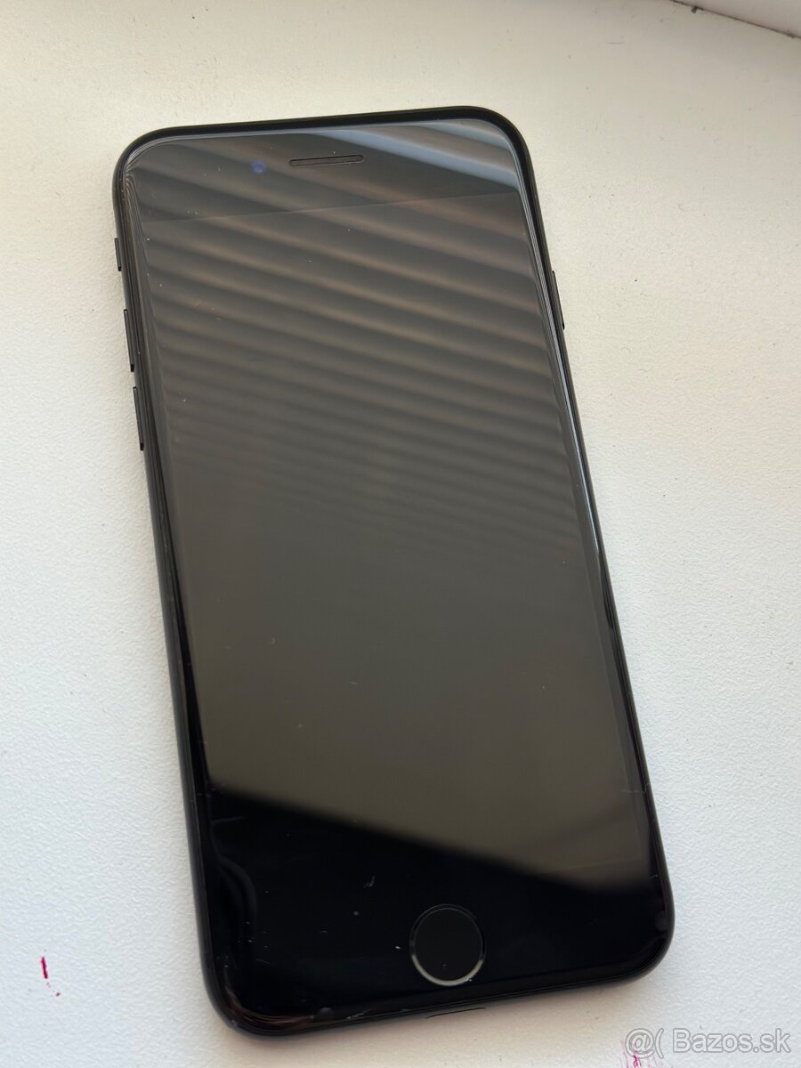 Predám Apple Iphone 7 black 32GB - 3