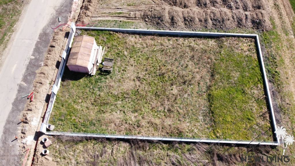 NA PREDAJ stavebný pozemok Borovce - 3