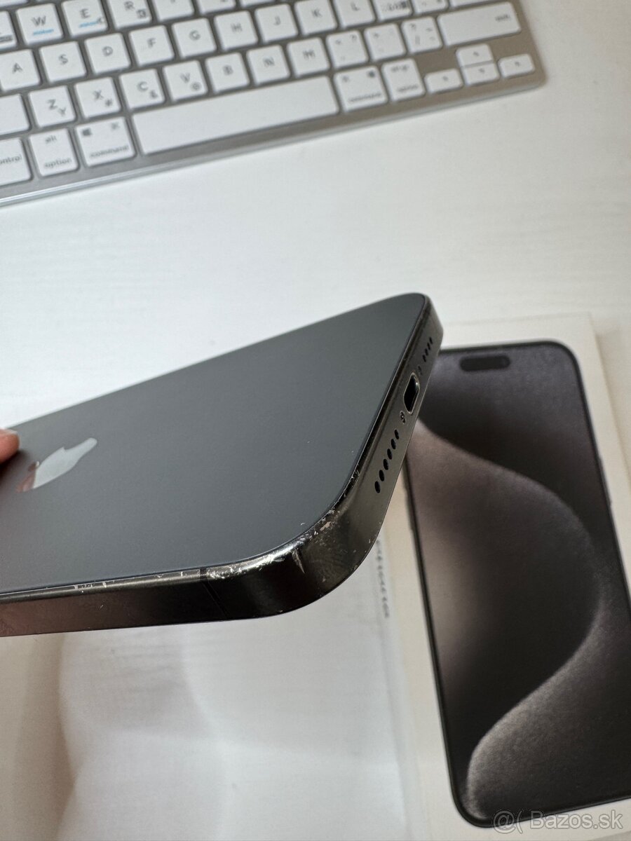 Apple iPhone 15 Pro Max - 3